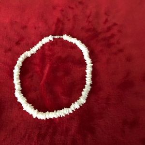 White shell necklace